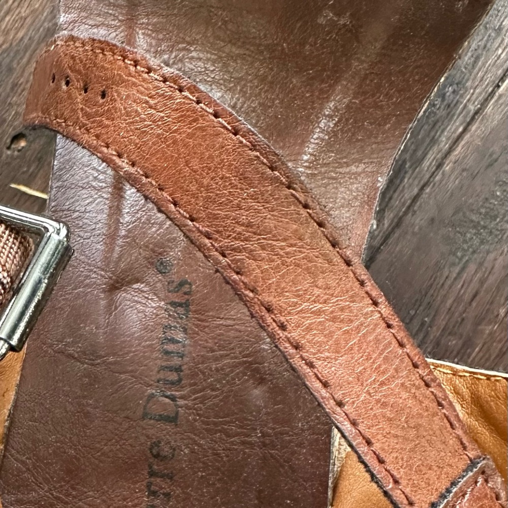 Size 6 1/2 - Picture 2 of 2
